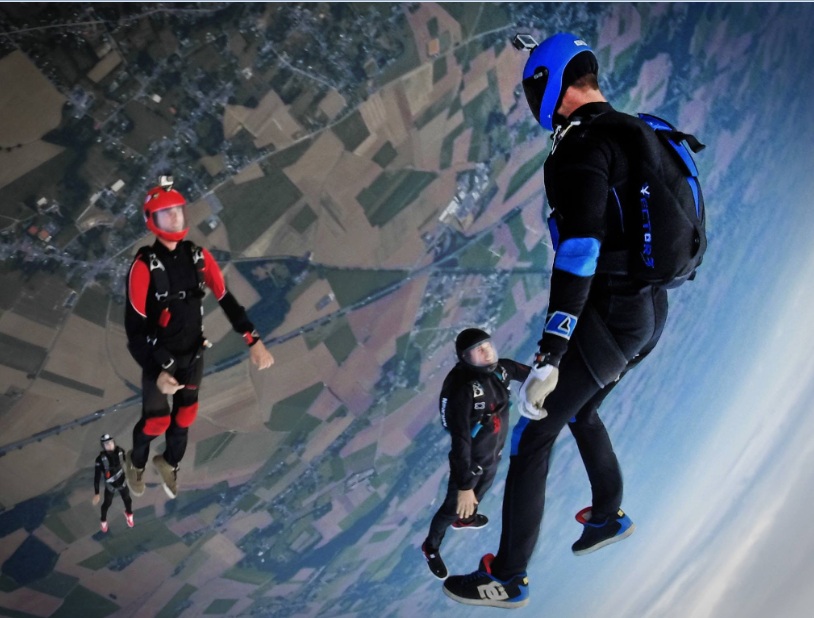 Skydiving in India free fall